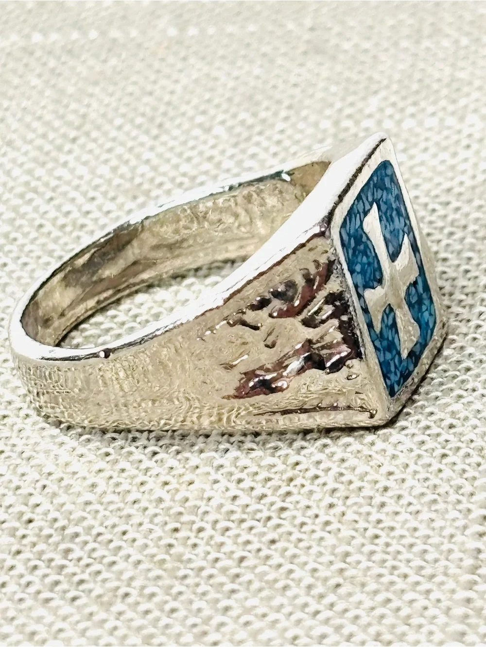 Source Unknown silver tone